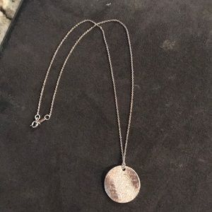Tiffany’s necklace